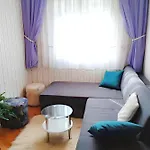 Apartament Family-friendly With Parking In Vinisce, 100 M²