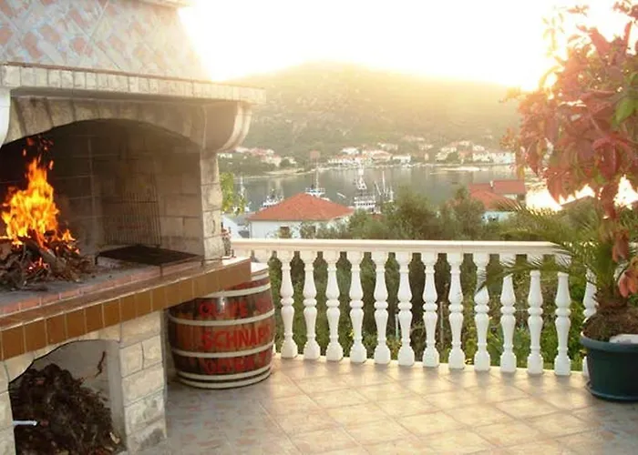Apartament Family-friendly With Parking In Vinisce, 100 M² *