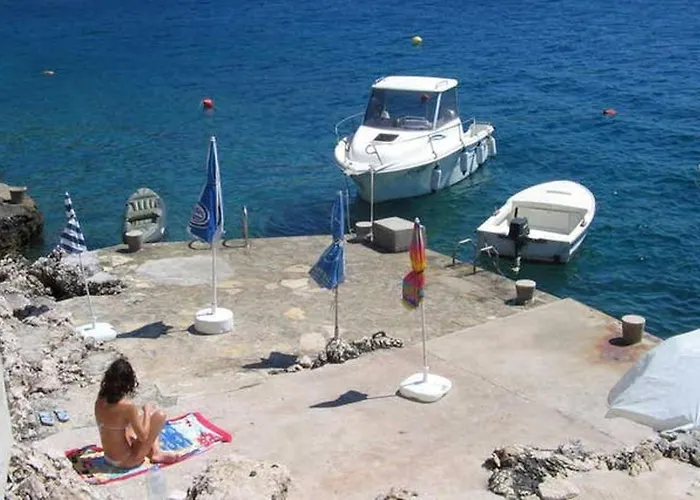 Apartament Family-friendly With Parking In Vinisce, 100 M²